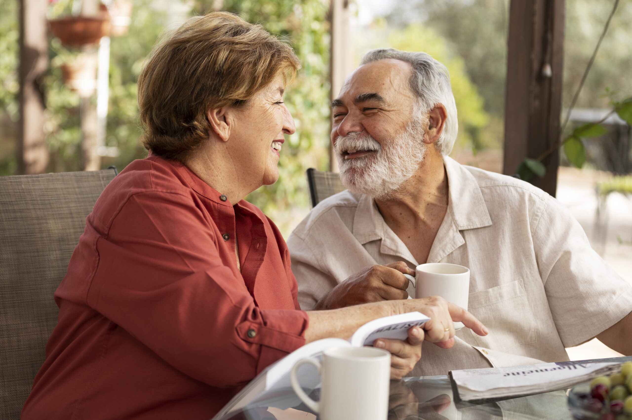 Studying Care Transitions from the Perspective of Older Adults and Their Carers – First Impressions from the BUILD Qualitative Longitudinal Study image